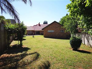 4 Bed House in Sunward Park