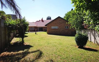 4 Bedroom House in Sunward Park