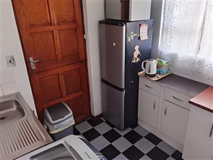 2 Bed House in Highbury