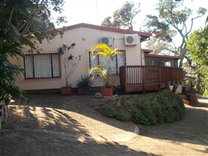 3 Bed House in Palm Beach