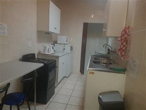 1 Bed Apartment in Westdene