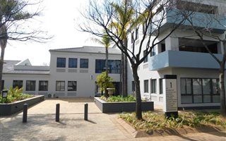 309 m² Office Space in Bryanston