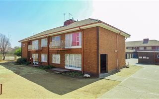 2 Bedroom Apartment in Meyerton