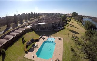 2 Bedroom Townhouse in Peacehaven