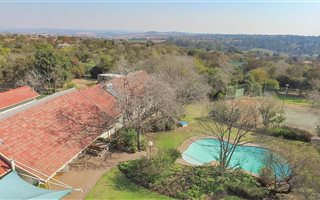 3 Bedroom House in Carlswald Estate