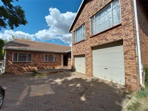 3 Bed House in Vanderbijlpark CE3