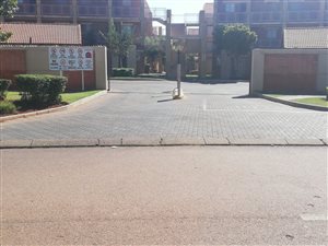 1 Bed Apartment in The Orchards
