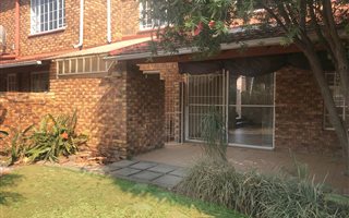 3 Bedroom Duplex in Atlasville