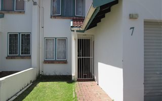 2 Bedroom Townhouse in King Williams Town