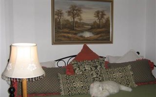 1 Bedroom Garden Cottage in Kensington