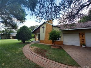 8 Bed House in Wilkoppies