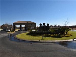 2 Bed Apartment in Vyfhoek