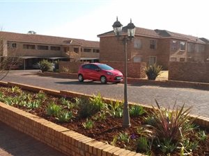 2 Bed Apartment in Krugersrus