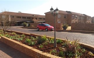 2 Bedroom Apartment in Krugersrus