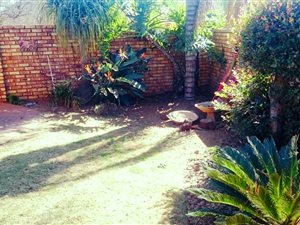 3 Bedroom Simplex in Wierda Glen