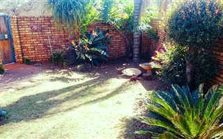 3 Bedroom Simplex in Wierda Glen