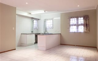 2 Bedroom Townhouse in Glenanda