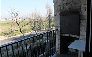 2 Bedroom Apartment in Burgundy Estate