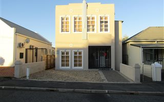 304 m² Commercial space in Worcester and surrounds