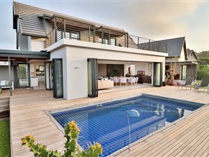 4 Bed House in Cotswold Downs Estate