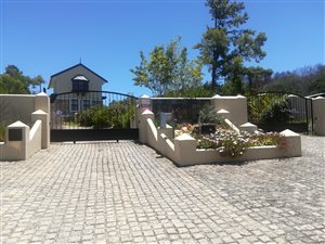 5481 m² Land available in Estuary Heights