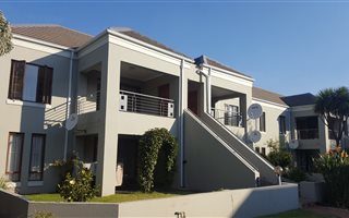 2 Bedroom Apartment in Greenside