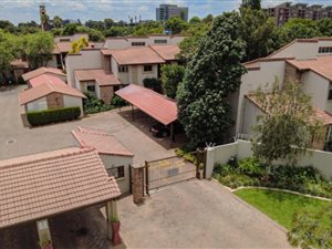 2 Bed Townhouse in Bedfordview