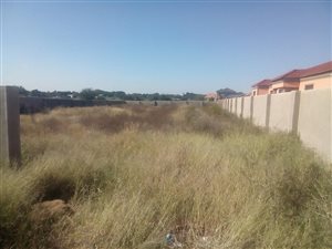 1078 m² Land available in Meiringspark