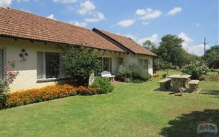 1.6 ha Farm in Golf View AH