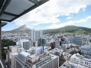 2 Bed Apartment in Cape Town City Centre