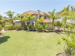 5 Bed House in Keurboomstrand