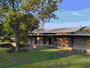 2.2 ha Farm in Lanseria and surrounds