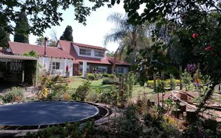 5 Bedroom House in Weltevreden Park
