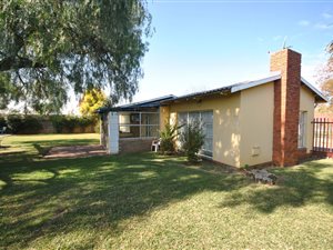 4 Bed House in Amajuba Park
