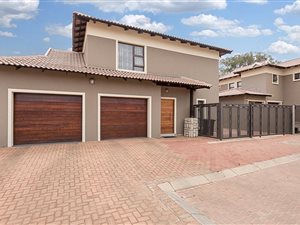 3 Bed House in Pomona