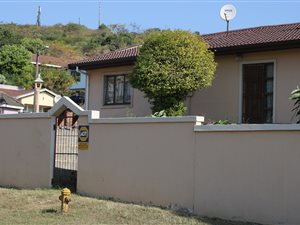 3 Bed House in Umkumbaan