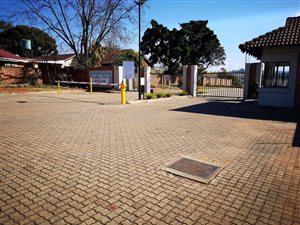 723 m² Land available in White River
