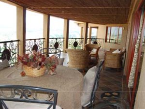 4 Bed House in Zwavelpoort