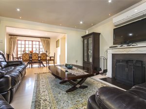 3 Bed House in Bosmont