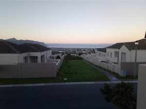 3 Bed Townhouse in Heritage Park