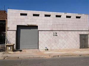 450 m² Industrial space in Lenasia