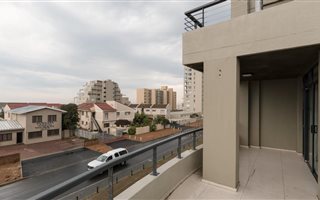 2 Bedroom Apartment in Bloubergrant