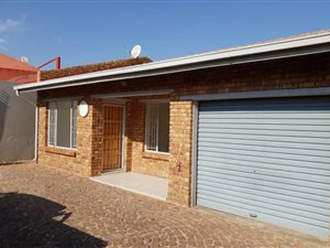 2 Bed Townhouse in Brakpan Central