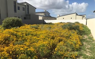 400 m² Land available in Sunset Estate