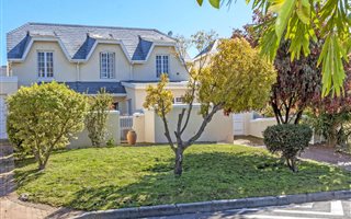 3 Bedroom House in Monte Sereno