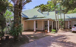 4 Bedroom House in Mt Edgecombe