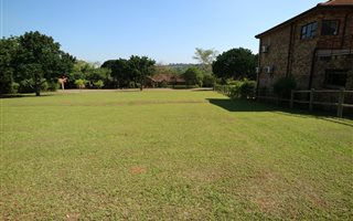1467 m² Land available in White River Country Estate