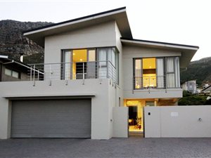 4 Bedroom House in Stonehurst Mountain Estate
