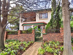 5 Bed House in Faerie Glen