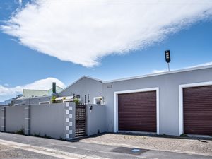 3 Bed House in Southfield